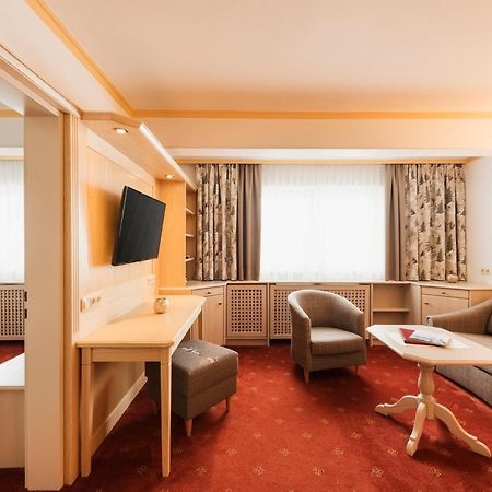 Hotel Arlberghaus Zürs Zewnętrze zdjęcie