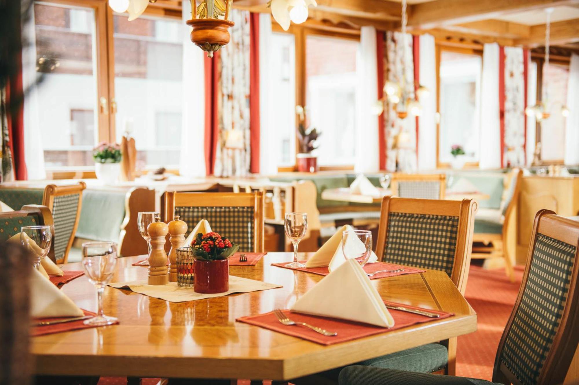 Hotel Arlberghaus Zürs Zewnętrze zdjęcie